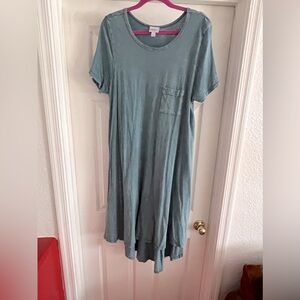 Euc size large acid wash Carly